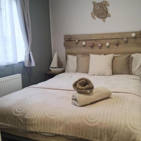 Big Boss Caravan-Camber Sands, Free Wi-Fi, Netflix, Parking Eksteriør billede