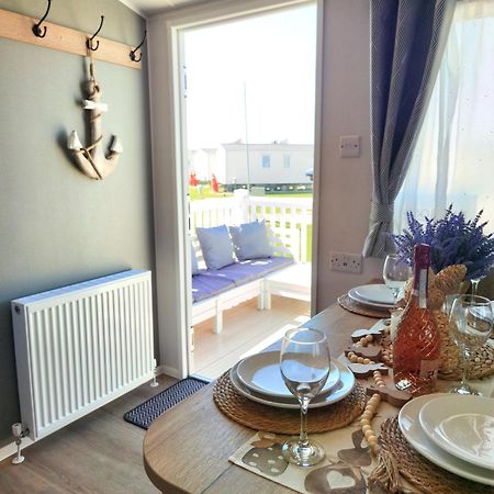 Big Boss Caravan-Camber Sands, Free Wi-Fi, Netflix, Parking Eksteriør billede